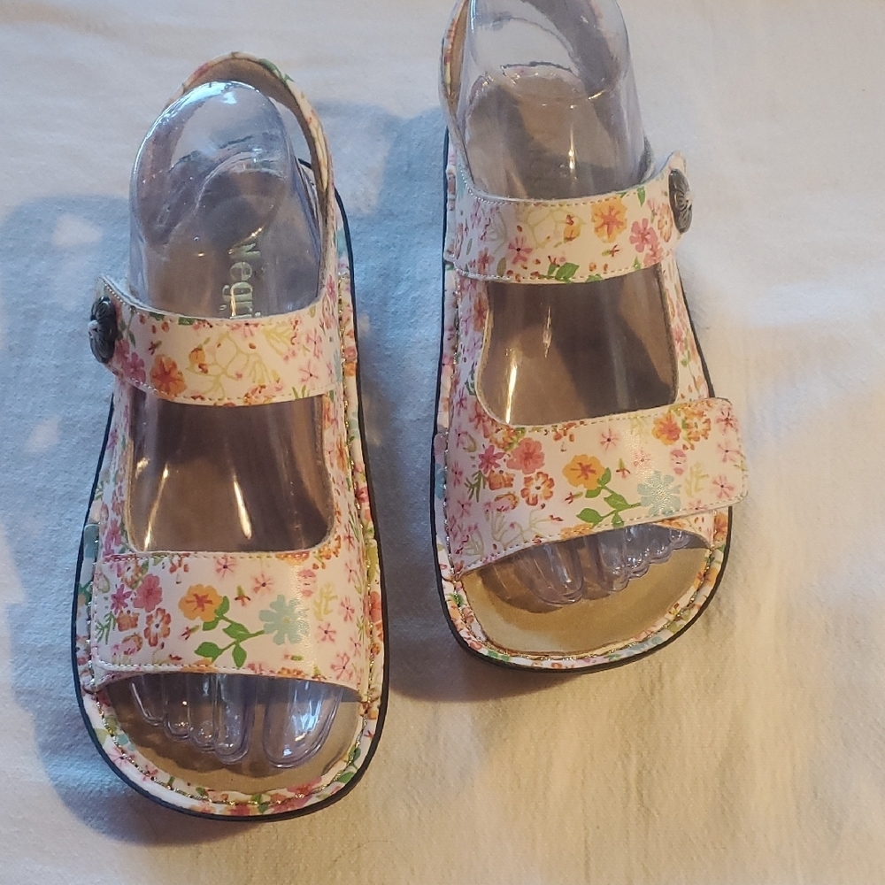 Alegria by PG Lite Womens Floral Platform Sandals White Multi Color Rocker Sole